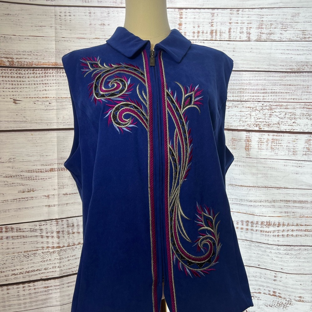 Bob Mackie Blue‎ Sleeveless Wearable Art